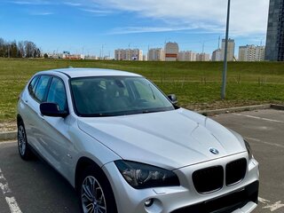 2010 BMW X1 18d I (E84), серебристый, 1050000 рублей, вид 3
