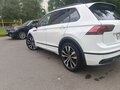 2021 Volkswagen Tiguan II Рестайлинг, белый - вид 4