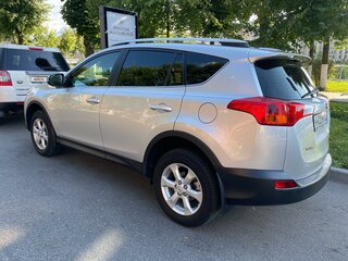 2013 Toyota RAV4 IV (XA40), серебристый, 2170000 рублей, вид 1