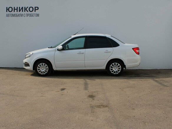 2024 Lada (ВАЗ) Granta I Рестайлинг, белый, 759000 рублей - вид 1