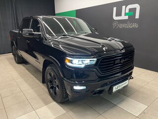Ram 1500 Quad Cab V