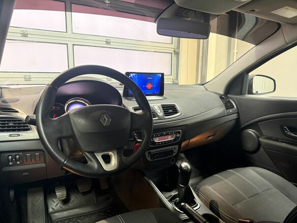 2013 Renault Fluence I Рестайлинг, чёрный, 550000 рублей - вид 10