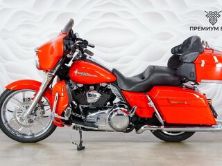 2010 Harley-Davidson Street Glide, красный, 977000 рублей, вид 2