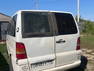 2001 Mercedes-Benz Vito I (W638), белый, 800000 рублей, вид 3