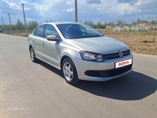 2012 Volkswagen Polo V, золотистый, 620000 рублей, вид 3