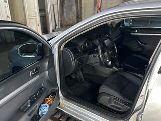 2010 Volkswagen Jetta V, серебристый, 420000 рублей, вид 4