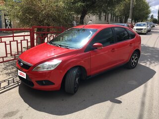 2008 Ford Focus II Рестайлинг, красный, 395000 рублей, вид 1