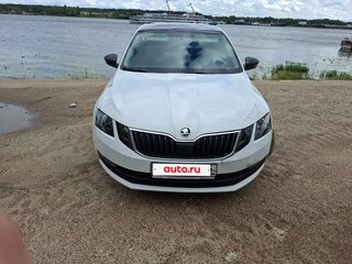 2020 Skoda Octavia III (A7) Рестайлинг, белый, 1590000 рублей, вид 2