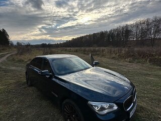 2013 BMW 7 серии Long 740Li xDrive V (F01/F02/F04) Рестайлинг, синий, 2700000 рублей, вид 1
