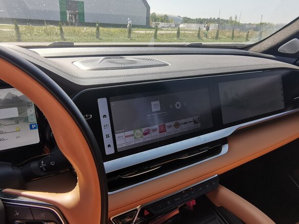 2022 Geely Monjaro (Xingyue L) Hi-P I, серый, 3100000 рублей - вид 10