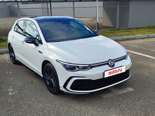 2021 Volkswagen Golf VII Рестайлинг, белый, 2600000 рублей, вид 3