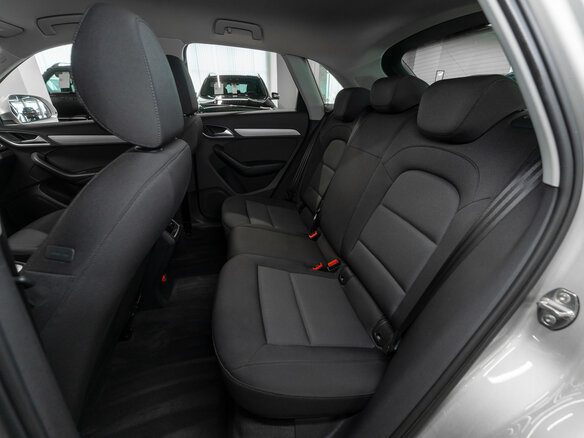2015 Audi Q3 I (8U) Рестайлинг, серебристый - вид 11