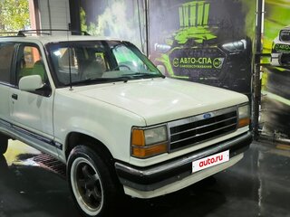 1992 Ford Explorer I, белый, 420000 рублей, вид 3