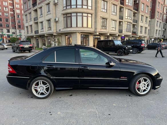 2001 Mercedes-Benz C-Класс AMG 32 AMG II (W203), чёрный, 950000 рублей - вид 7