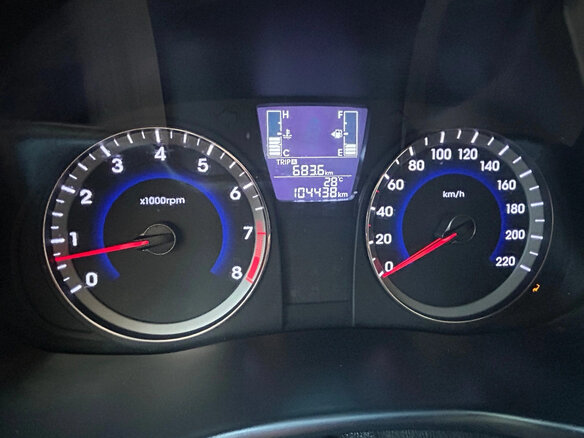 2014 Hyundai Solaris I Рестайлинг, бежевый, 859000 рублей - вид 15