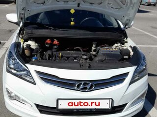 2015 Hyundai Solaris I Рестайлинг, белый, 450000 рублей, вид 3