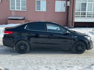 2015 Kia Rio III Рестайлинг, чёрный, 1210000 рублей, вид 5