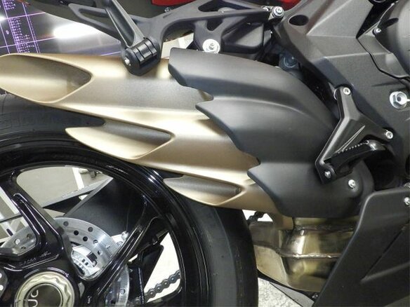 2022 MV Agusta F3 800, красный, 1600000 рублей - вид 12