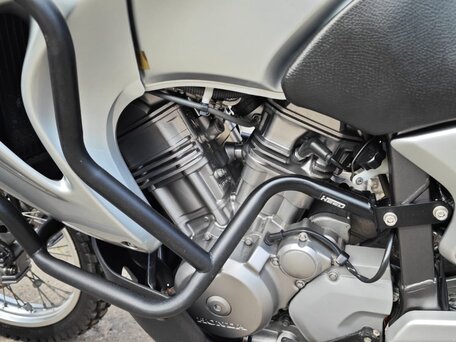 2004 Honda XL650V Transalp, серебристый, 480000 рублей, вид 3