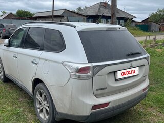 2012 Mitsubishi Outlander III, белый, 1200000 рублей, вид 5