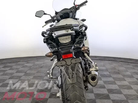 2011 Honda VFR 800X (Crossrunner), белый, 605000 рублей, вид 4