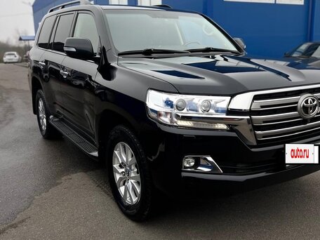 2020 Toyota Land Cruiser 200 Series Рестайлинг 2, чёрный, 6350000 рублей, вид 4