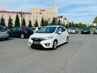 2017 Honda Fit III Рестайлинг, белый, 1179000 рублей, вид 2