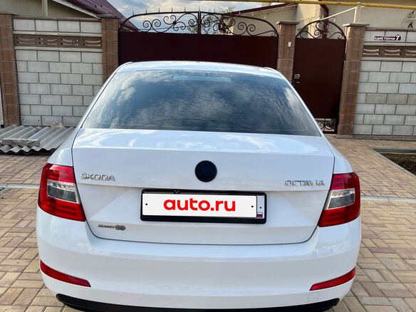 2014 Skoda Octavia III (A7), белый, 890000 рублей - вид 5