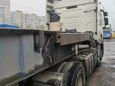 2015 Renault T-Series, белый, 7450000 рублей, вид 3
