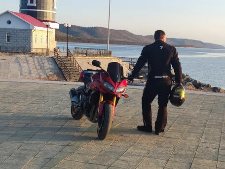 2006 Yamaha FZ1, красный, 500000 рублей, вид 1