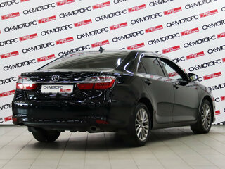 2017 Toyota Camry VII (XV50) Рестайлинг, чёрный, 1455170 рублей, вид 2