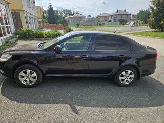 2013 Skoda Octavia II (A5) Рестайлинг, чёрный, 1200000 рублей, вид 3