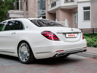 2019 Mercedes-Benz Maybach S-Класс 560 I (X222) Рестайлинг, белый, 7500000 рублей, вид 4