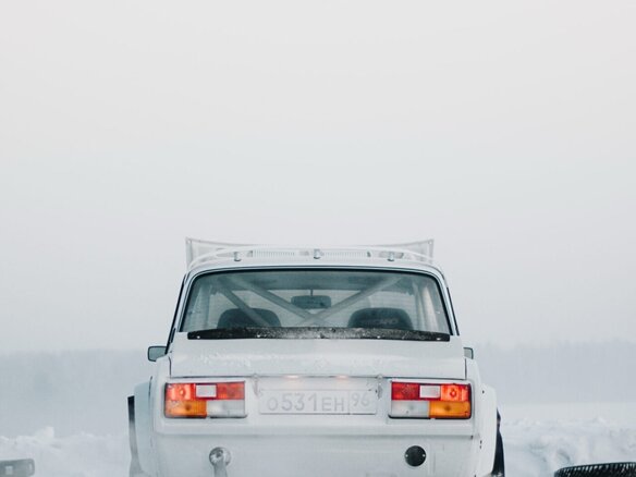 2008 Lada (ВАЗ) 2105, белый, 1500000 рублей - вид 30