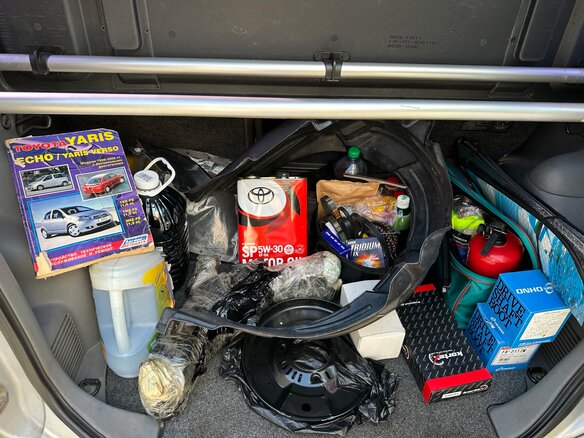 2001 Toyota FunCargo, серебристый - вид 9