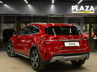 2014 Mercedes-Benz GLA 250 I (X156), красный, 1900000 рублей, вид 3