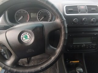 2008 Skoda Fabia II, серый, 380000 рублей, вид 4