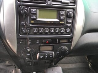 2004 Toyota RAV4 II (XA20) Рестайлинг, бежевый, 1050000 рублей, вид 4