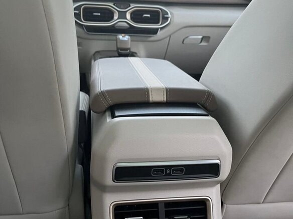 2020 Geely Icon I, белый, 2300000 рублей - вид 11