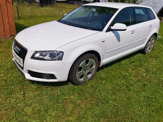 2012 Audi A3 II (8P) Рестайлинг 2, белый, 870000 рублей, вид 1