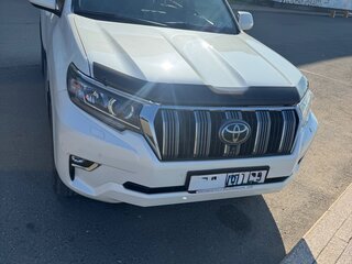 2018 Toyota Land Cruiser Prado 150 Series Рестайлинг 2, белый, 6500000 рублей, вид 3