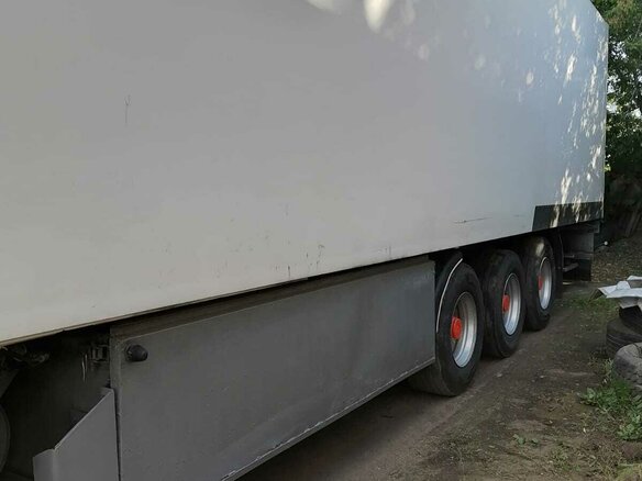 1998 Volvo FH, красный, 4000000 рублей - вид 5