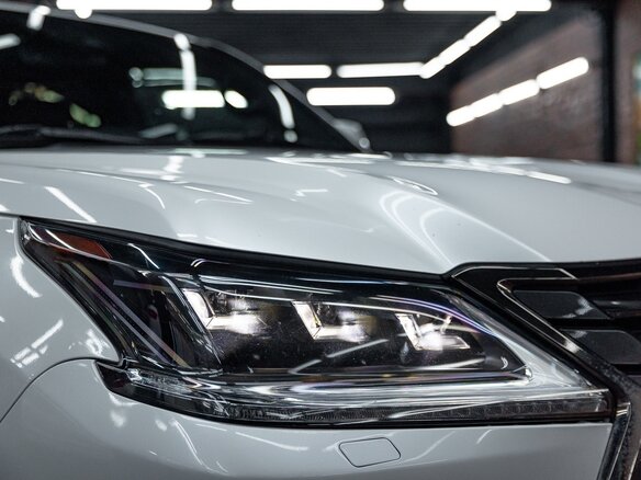 2019 Lexus LX 450d III Рестайлинг 2, белый, 9500000 рублей - вид 12