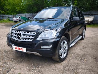 2010 Mercedes-Benz M-Класс 350 II (W164) Рестайлинг, чёрный, 910000 рублей, вид 2