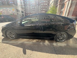 2012 Toyota Prius III Рестайлинг (XW30), чёрный, 1450000 рублей, вид 5