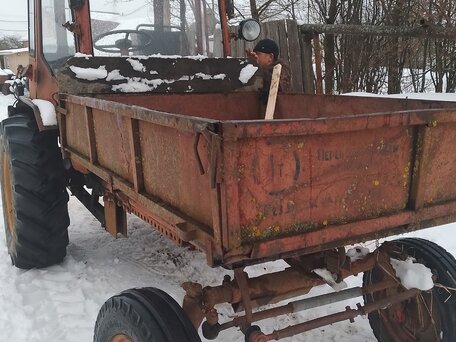 1982 ХТЗ Т-16, красный, 280000 рублей, вид 1