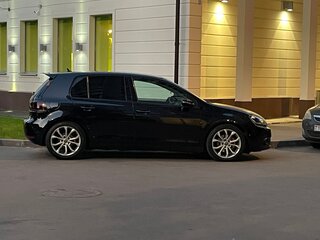 2012 Volkswagen Golf VI, чёрный, 1150000 рублей, вид 5