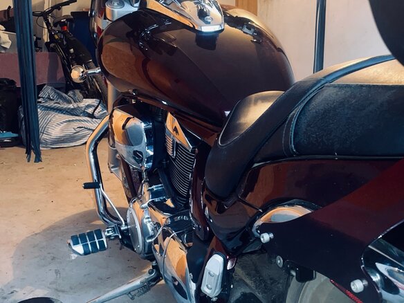 2007 Suzuki Boulevard M109R, пурпурный, 850000 рублей - вид 3