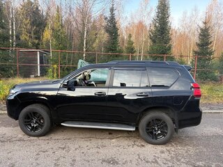 2009 Toyota Land Cruiser Prado 150 Series, чёрный, 2790000 рублей, вид 3