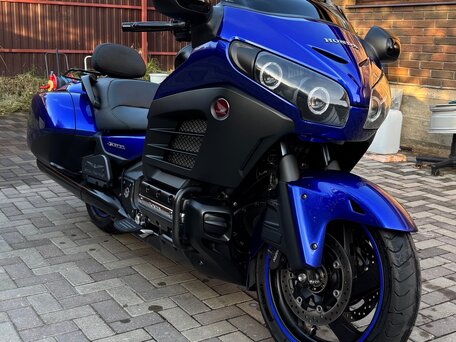 2017 Honda GL 1800 Gold Wing, синий, 1750000 рублей, вид 3